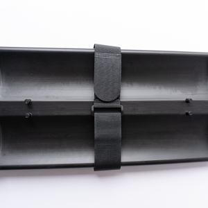 Tray includes clips TM3